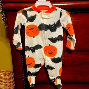 Carter’s NB footed onesie Halloween